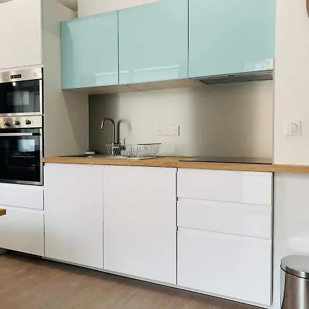 Bel 3 Porte De Versailles * Paris